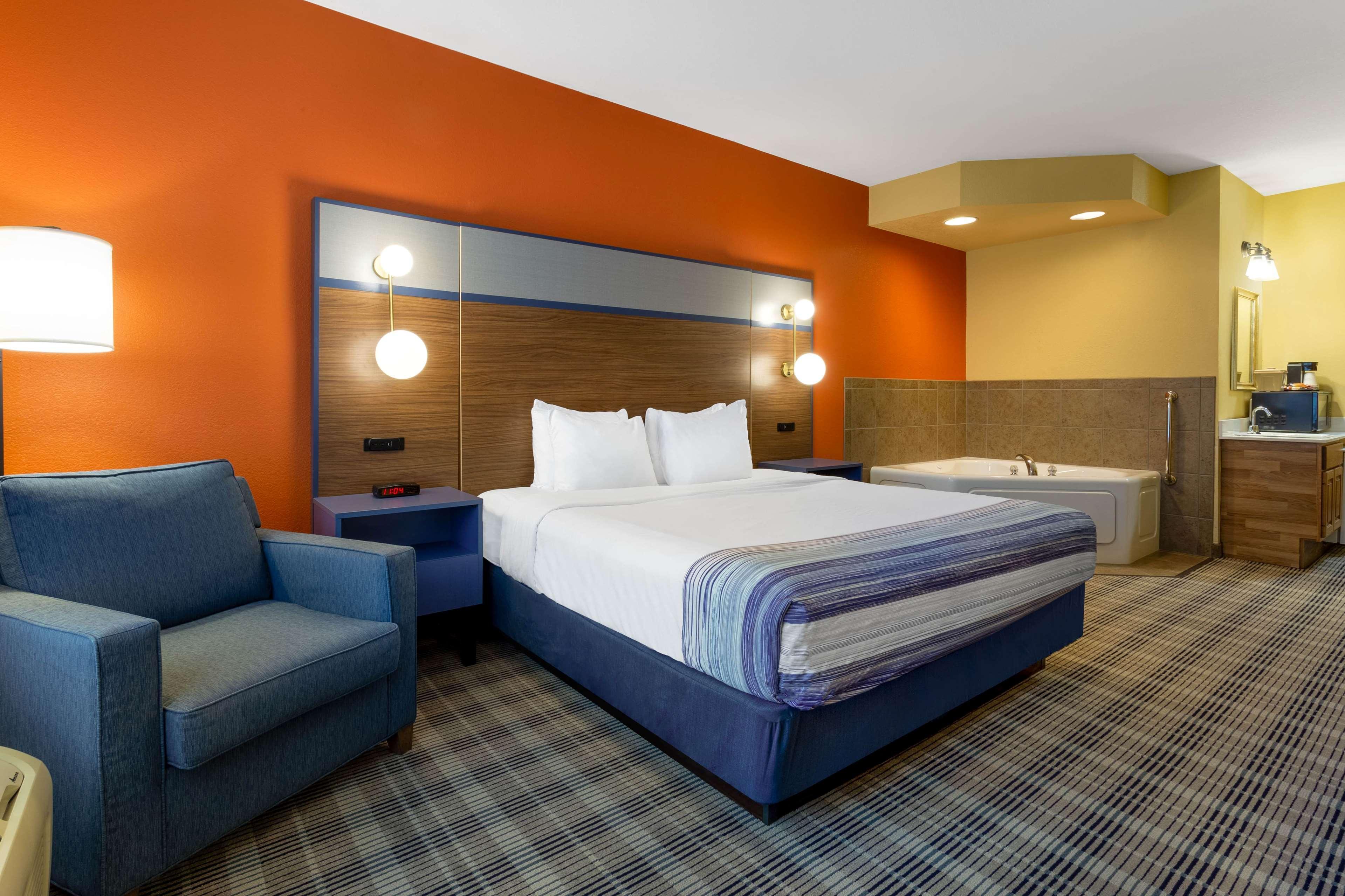 Americinn By Wyndham Fulton Clinton Ngoại thất bức ảnh