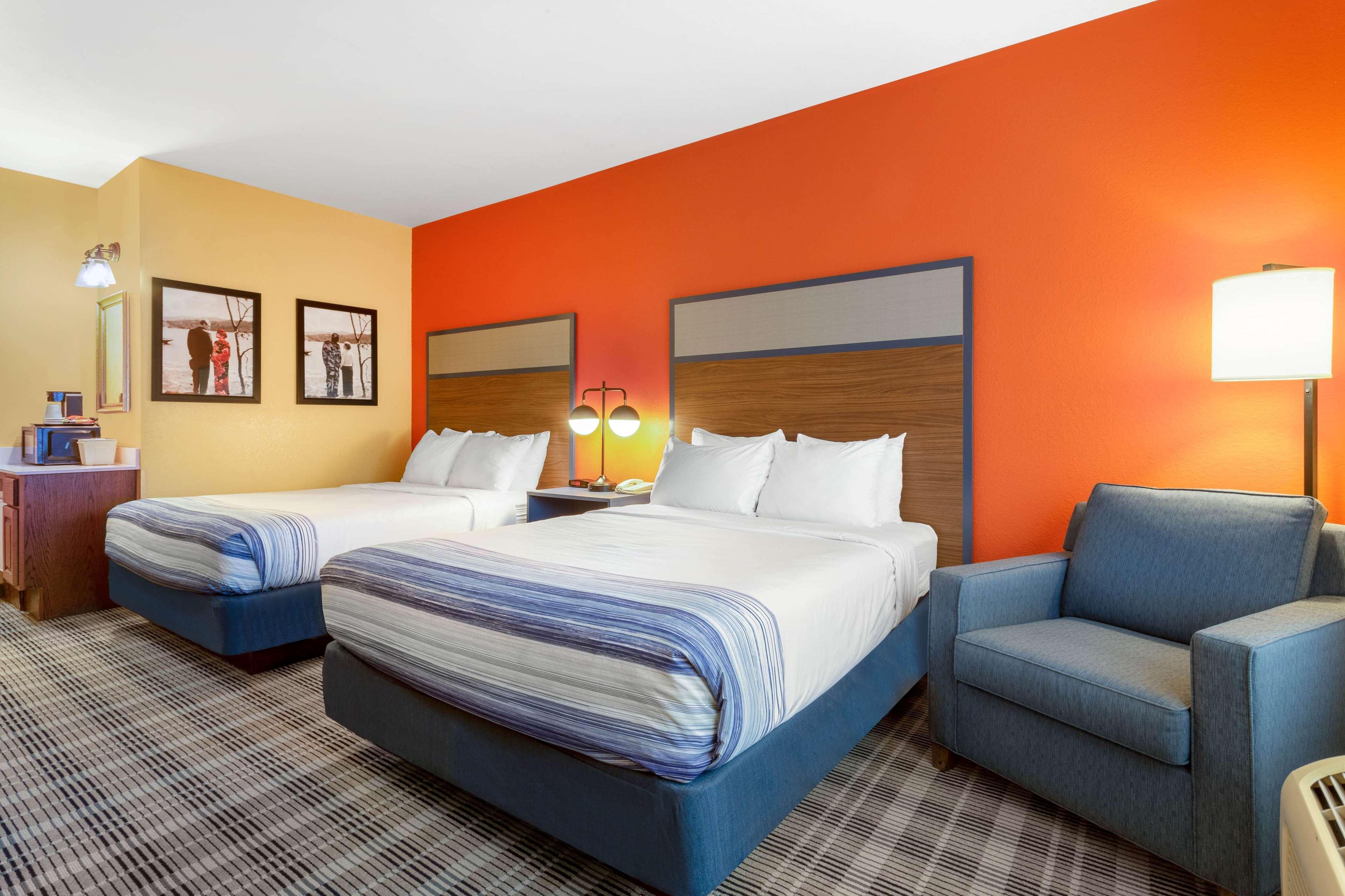 Americinn By Wyndham Fulton Clinton Ngoại thất bức ảnh