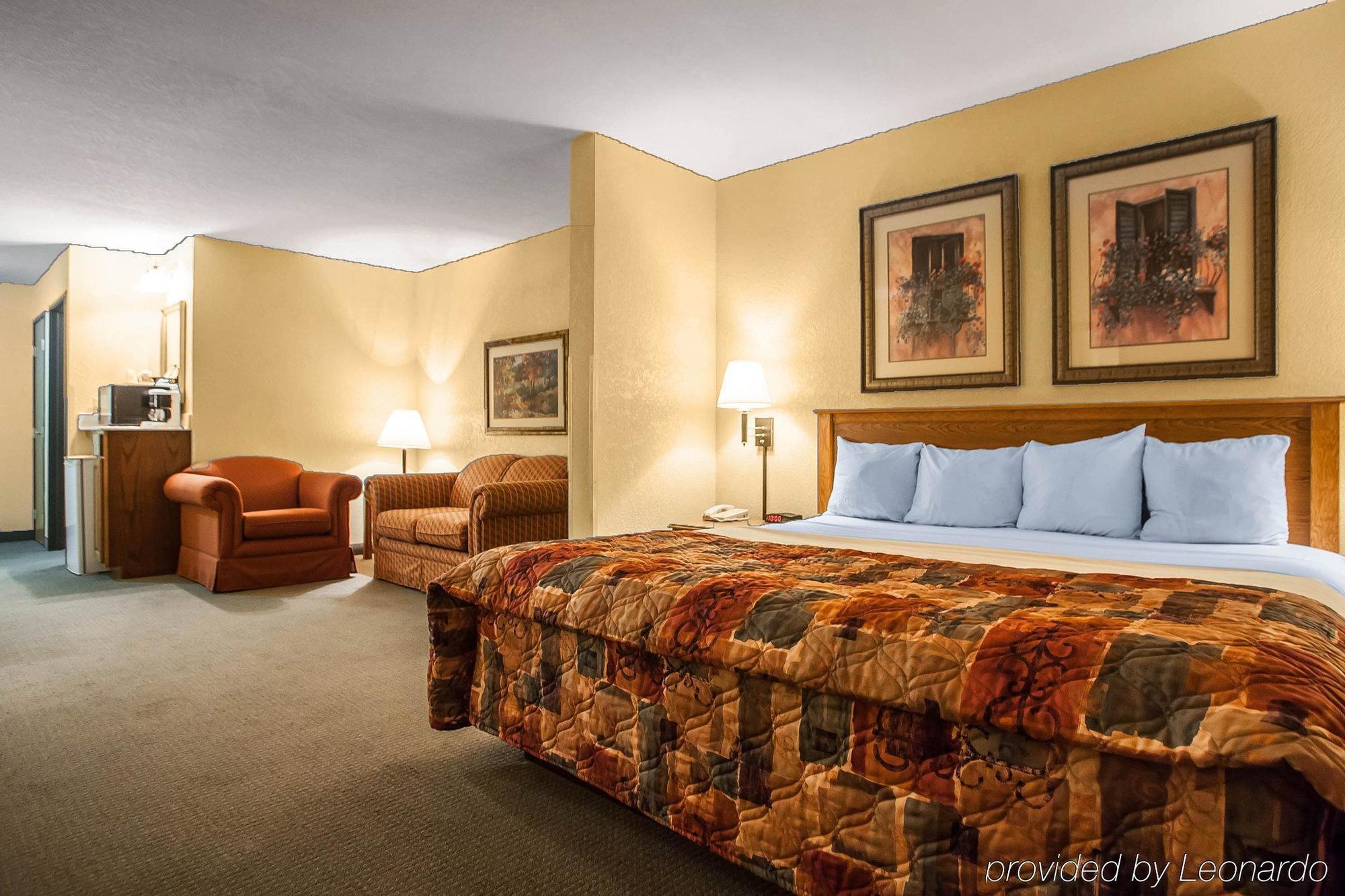 Americinn By Wyndham Fulton Clinton Ngoại thất bức ảnh
