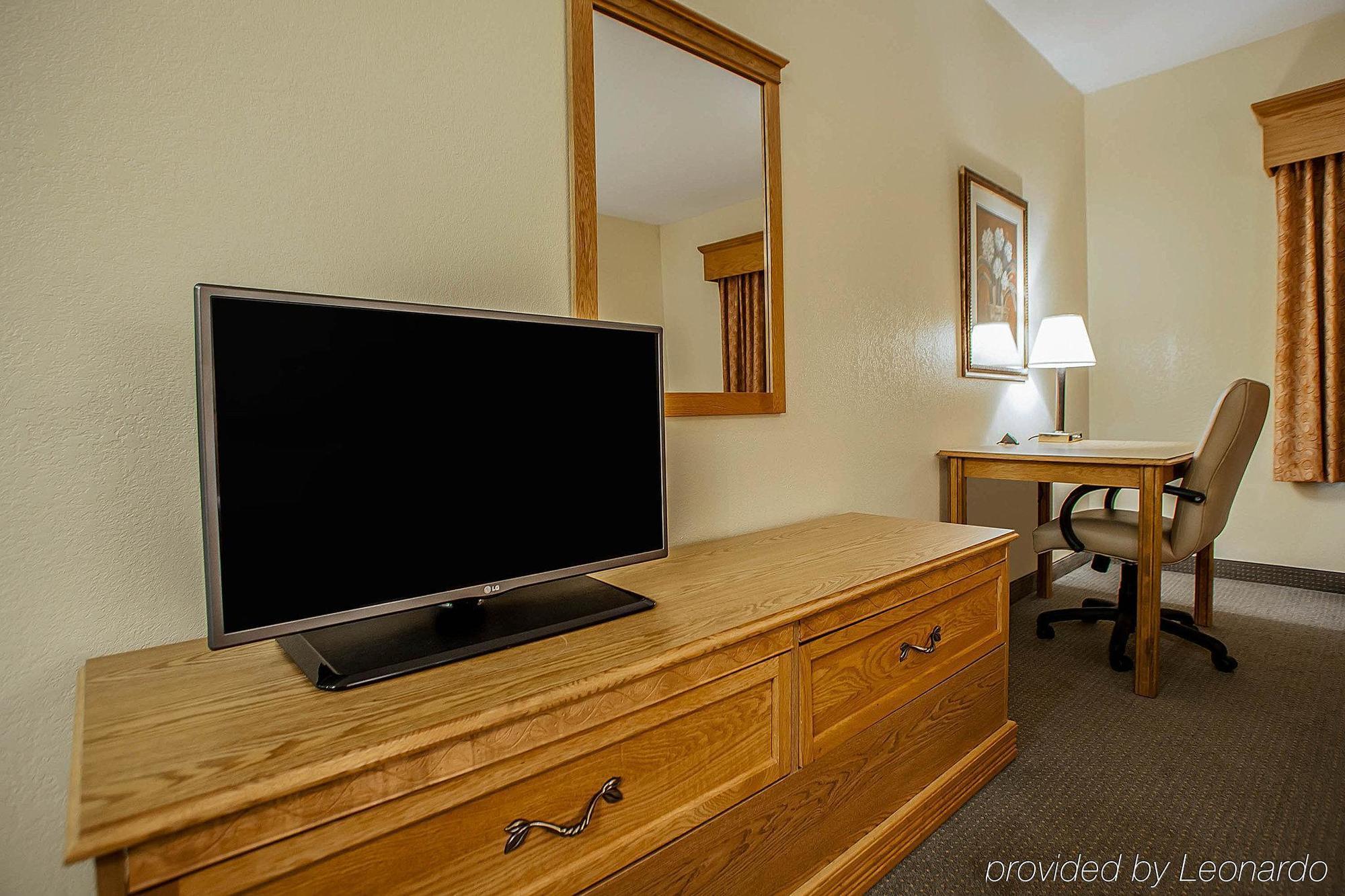 Americinn By Wyndham Fulton Clinton Ngoại thất bức ảnh
