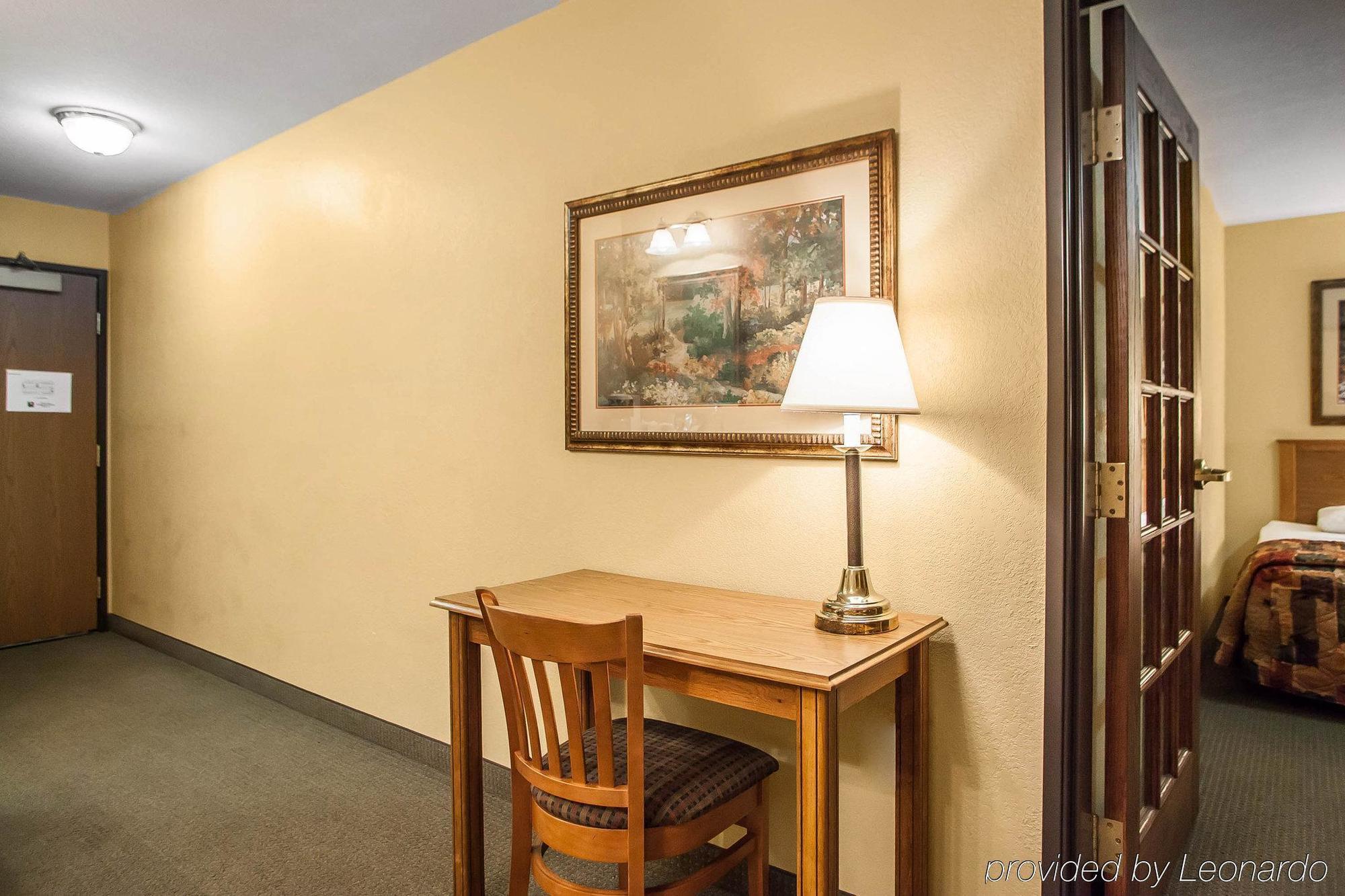 Americinn By Wyndham Fulton Clinton Ngoại thất bức ảnh