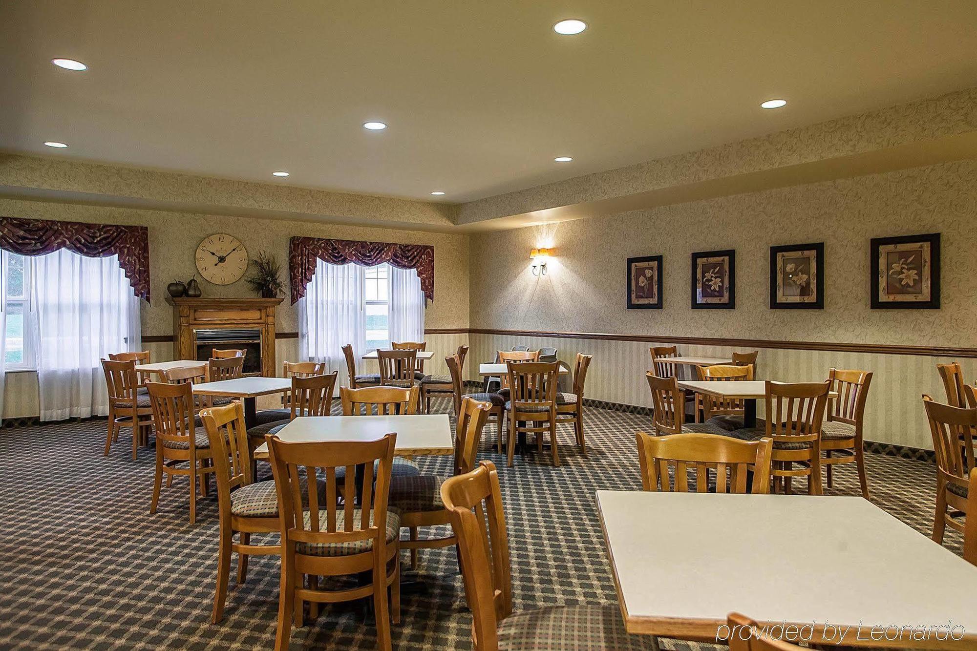Americinn By Wyndham Fulton Clinton Ngoại thất bức ảnh