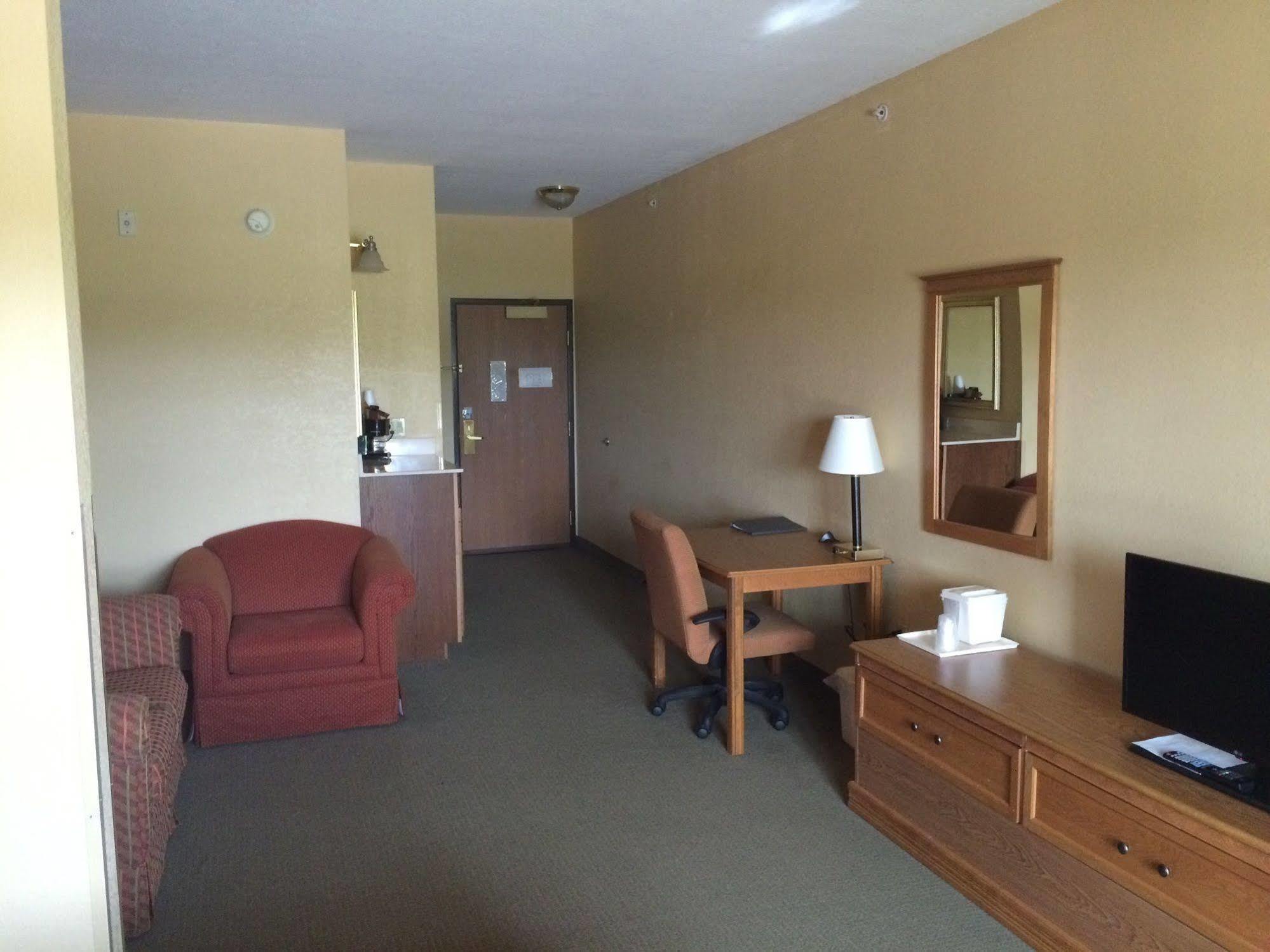 Americinn By Wyndham Fulton Clinton Ngoại thất bức ảnh